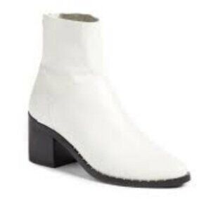 TREASURE & BOND Farrah Studded Bootie sz 9